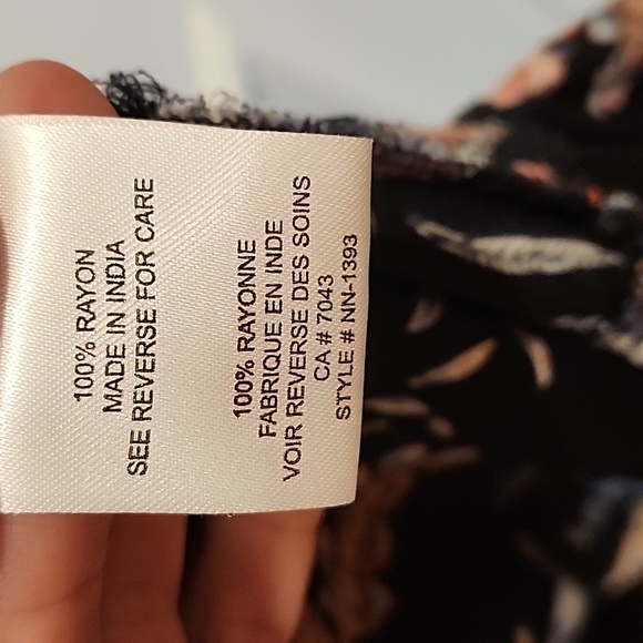 Floral wrap dress - Picture 4 of 4